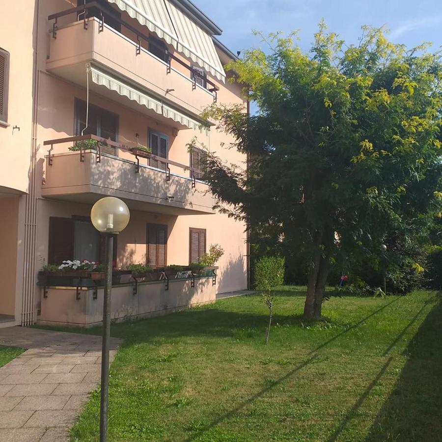 Fiorenza House Luisago Exterior photo